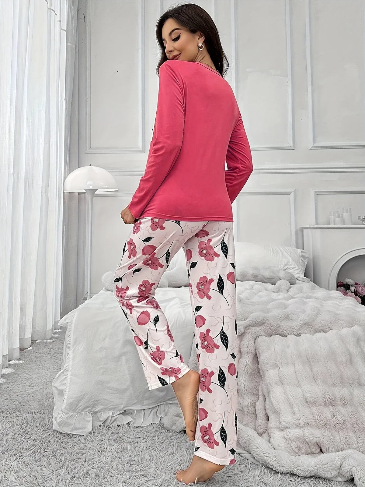 [Leve 2 Pague 1] Pijama Feminino Jardim de Neve (Aconchego leve contra o frio) + BRINDE: 1 Pantufa Antifrío + estilo para usar em casa