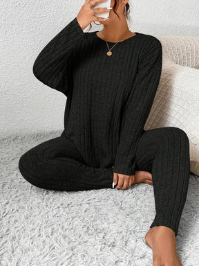 [Leve 2 Pague 1] Pijama Feminino Inverno Aconchegante (Frescor no toque, calor por dentro) + BRINDE: 1 Pantufa Nuvem Antifrío