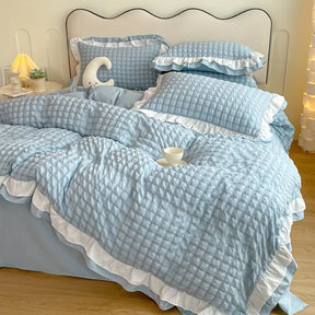 [Leve 2 Pague 1] Roupa de Cama Lucca em Tecido Nobre (Leveza e Sofisticação para Seu Refúgio!) +3 BRINDES: 2 Capas de Travesseiro e Edredom